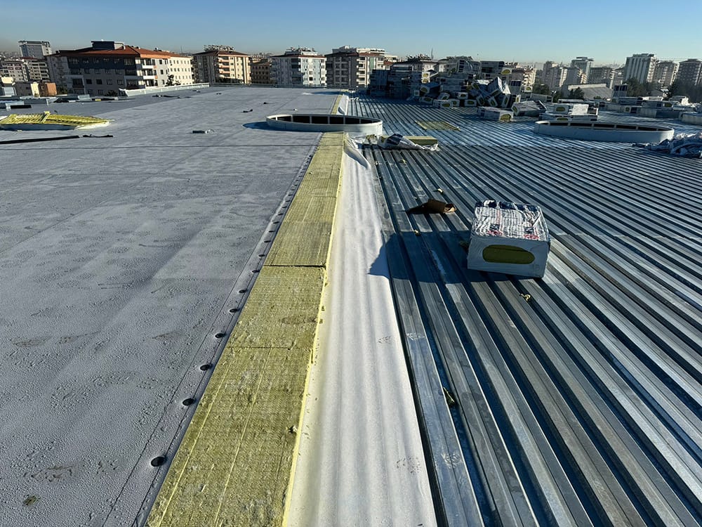Donatılı Pvc Membran 19 Uv-Dayanimli-Donatili-Pvc-Membran-2