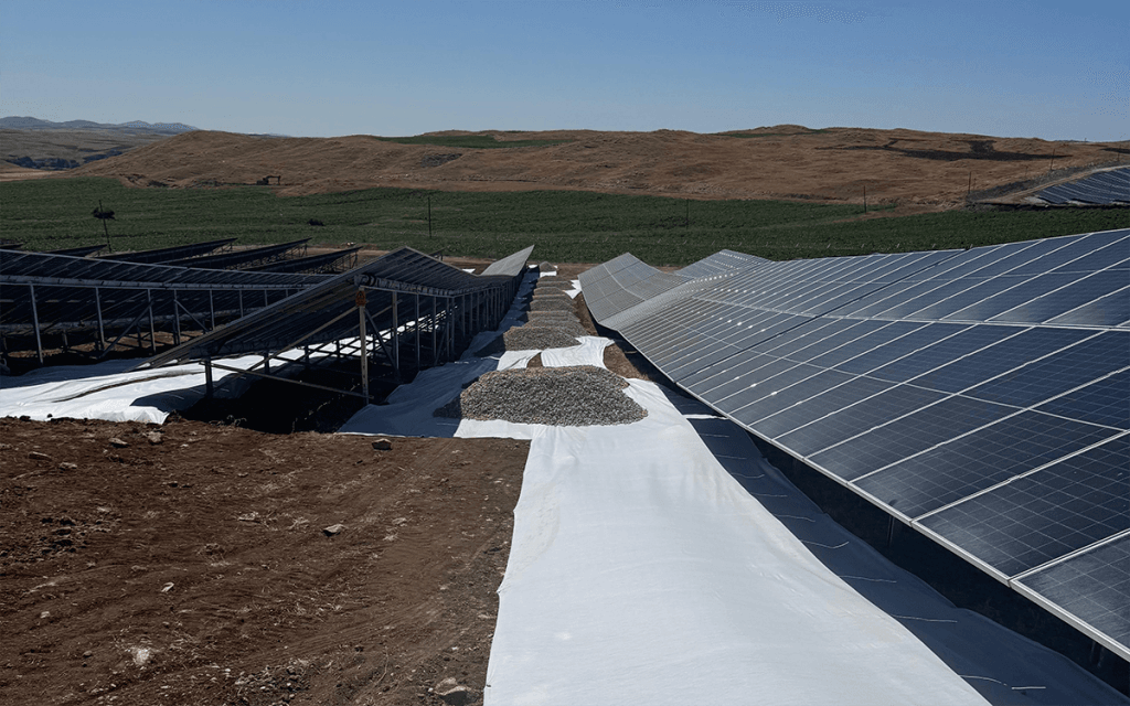 Güneş Enerji Santralleri (Ges) Için Geotekstil Çözümleri: Uzun Ömürlü Altyapının Anahtarı 17 Ges Için Geotekstil Çözümleri